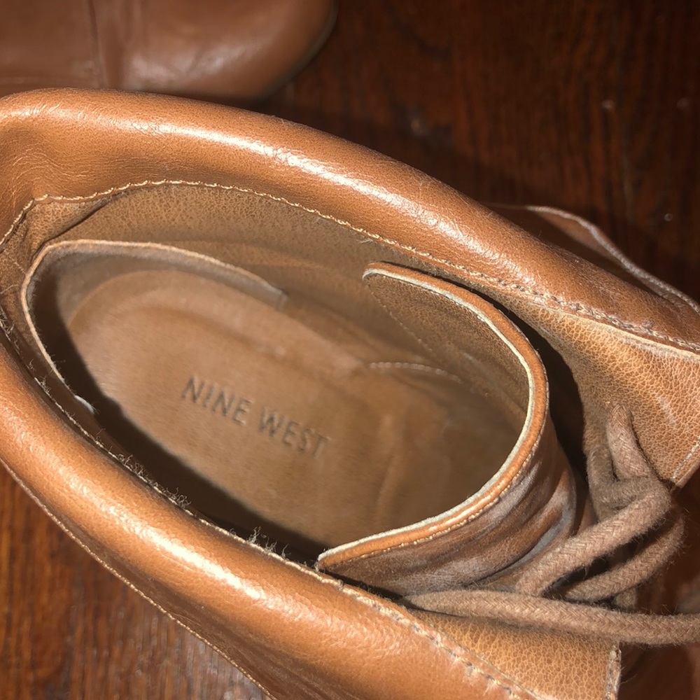 Shoes - Picture 3 of 4
